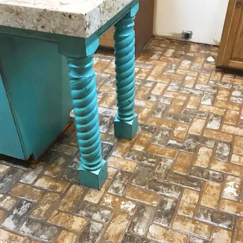 Herringbone pattern interior kitchen Floor in the New Castle color.