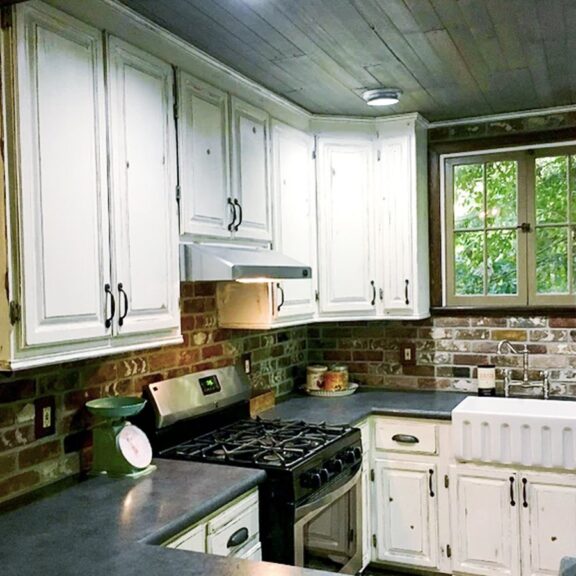 PortStone Gallery Image - The Look of Full Brick Without the Weight