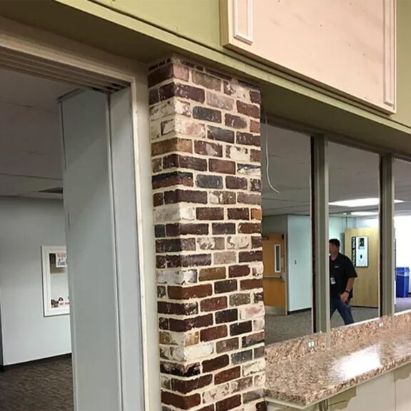 PortStone Gallery Image - The Look of Full Brick Without the Weight