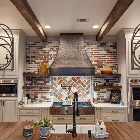 Patriot Pavers Gallery Image - The Look of Full Brick Without the Weight