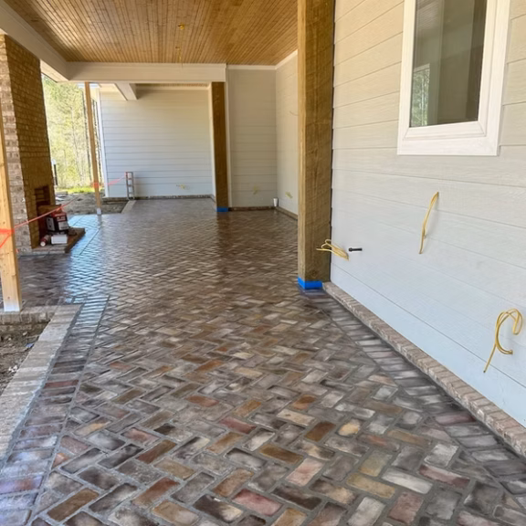 Patriot Pavers Gallery Image - The Look of Full Brick Without the Weight